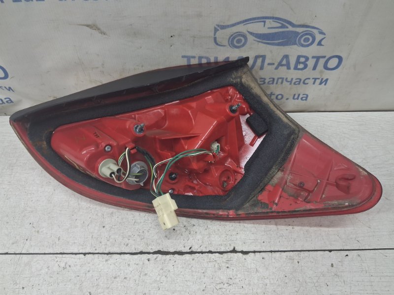 Фонарь задний внешний левый RAV 4 2005-2016 A30 2.2 diesel 2ADFHV Фонарь задний внешний левый RAV 4 2005-2016 A30 2.2 diesel 2ADFHV