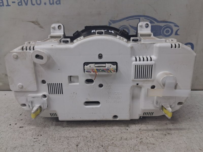 Приборная панель Toyota RAV 4 A30 2.2 diesel 2ADFHV Приборная панель Toyota RAV 4 A30 2.2 diesel 2ADFHV