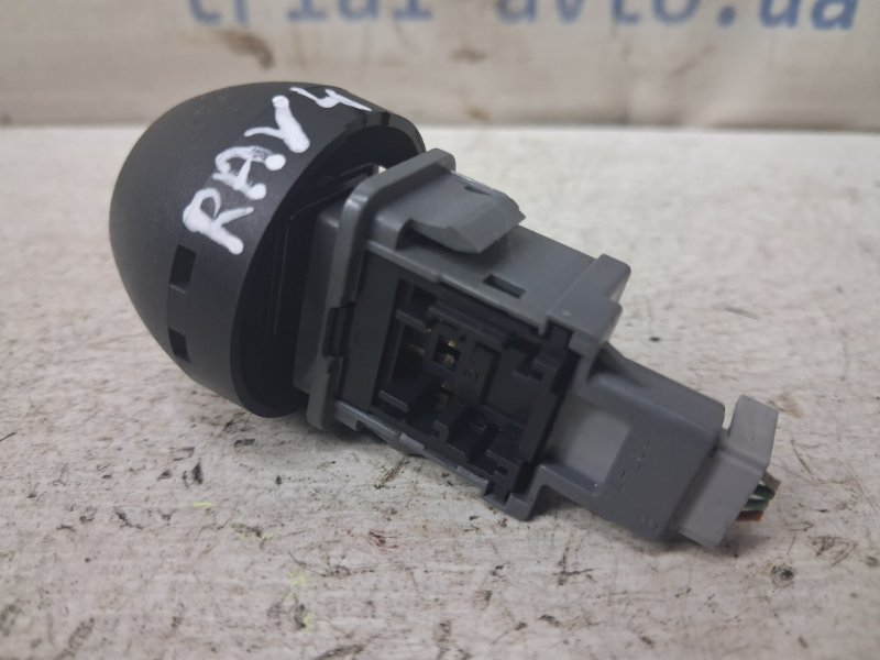 Кнопка аварийки Toyota RAV 4 A30 2.2 diesel 2ADFHV Кнопка аварийки Toyota RAV 4 A30 2.2 diesel 2ADFHV