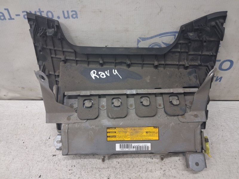 Подушка в колени Toyota RAV 4 A30 2.2 diesel 2ADFHV Подушка в колени Toyota RAV 4 A30 2.2 diesel 2ADFHV