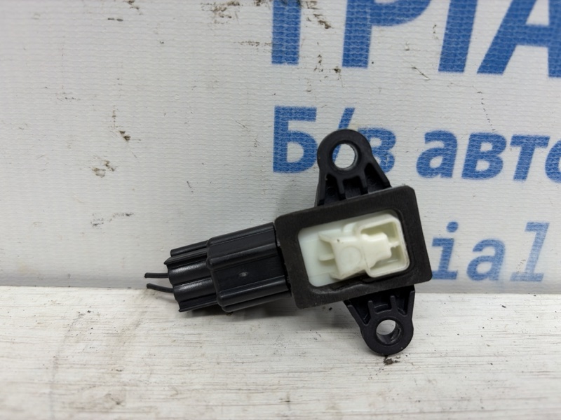 Датчик удара Range Rover Evoque 2011-2018 L538 2.2 Diesel Датчик удара Range Rover Evoque 2011-2018 L538 2.2 Diesel