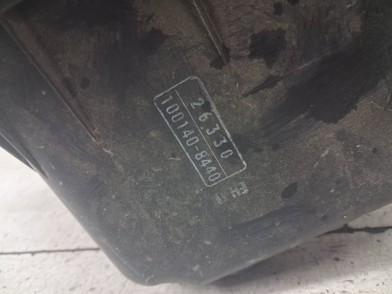 Корпус воздушного фильтра Toyota RAV 4 A30 2.2 diesel 2ADFHV Корпус воздушного фильтра Toyota RAV 4 A30 2.2 diesel 2ADFHV