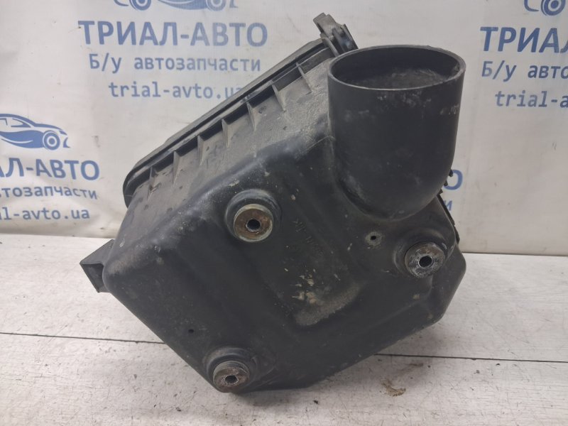 Корпус воздушного фильтра RAV 4 2005-2016 A30 2.2 diesel 2ADFHV Корпус воздушного фильтра RAV 4 2005-2016 A30 2.2 diesel 2ADFHV
