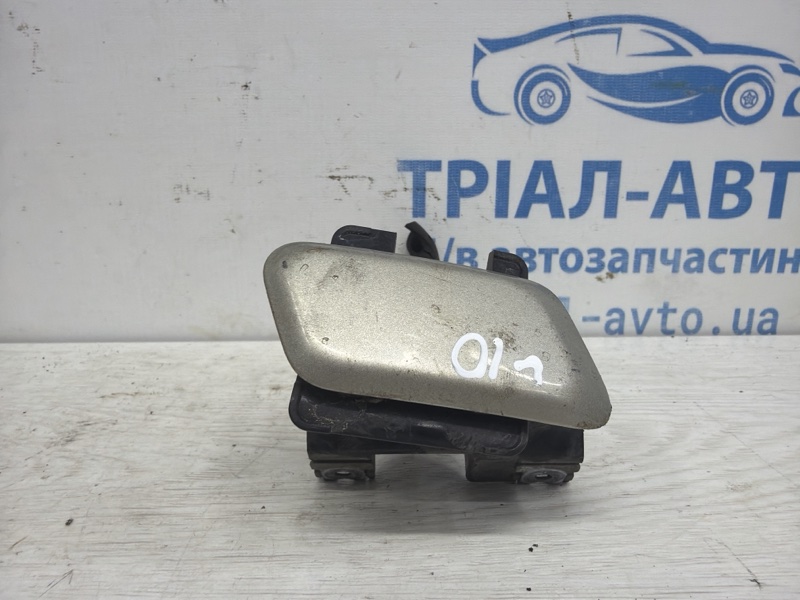 Запчасть омыватель фары правый Mitsubishi Lancer 2007-2017 10 1.5 бензин 4a91 8264A040 Б/У Омыватель фары правый Mitsubishi Lancer 2007-2017 10 1.5 бензин 4a91 8264A040 Б/У