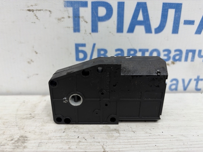 Сервопривод Lancer 2003-2009 9 1.6 бензин 4G18 Сервопривод Lancer 2003-2009 9 1.6 бензин 4G18
