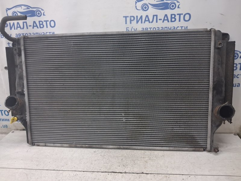 Запчасть радиатор основной Toyota RAV 4 2005-2016 A30 2.2 diesel 2ADFHV 1640026390 Б/У Радиатор основной Toyota RAV 4 2005-2016 A30 2.2 diesel 2ADFHV 1640026390 Б/У