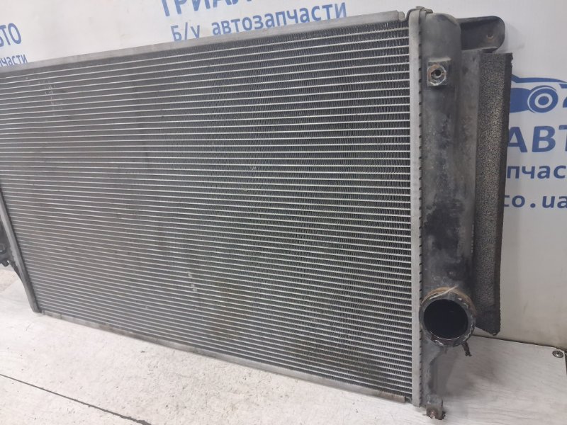 Радиатор основной RAV 4 2005-2016 A30 2.2 diesel 2ADFHV Радиатор основной RAV 4 2005-2016 A30 2.2 diesel 2ADFHV