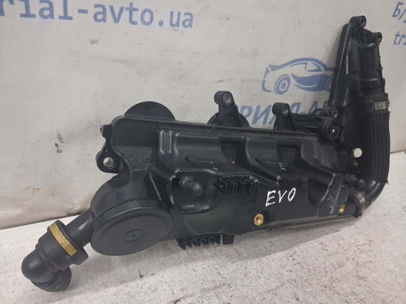 Крышка клапанная Range Rover Evoque 2011-2018 L538 2.2 Diesel