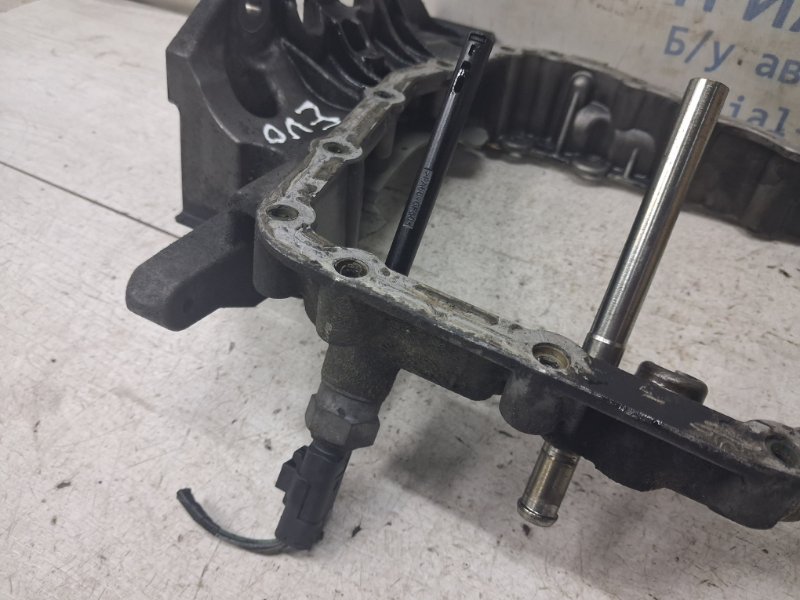 Поддон мотора Land Rover Range Rover Evoque L538 2.2 Diesel Поддон мотора Land Rover Range Rover Evoque L538 2.2 Diesel