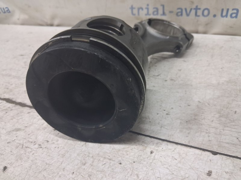 Поршень с шатуном Range Rover Evoque 2011-2018 L538 2.2 Diesel