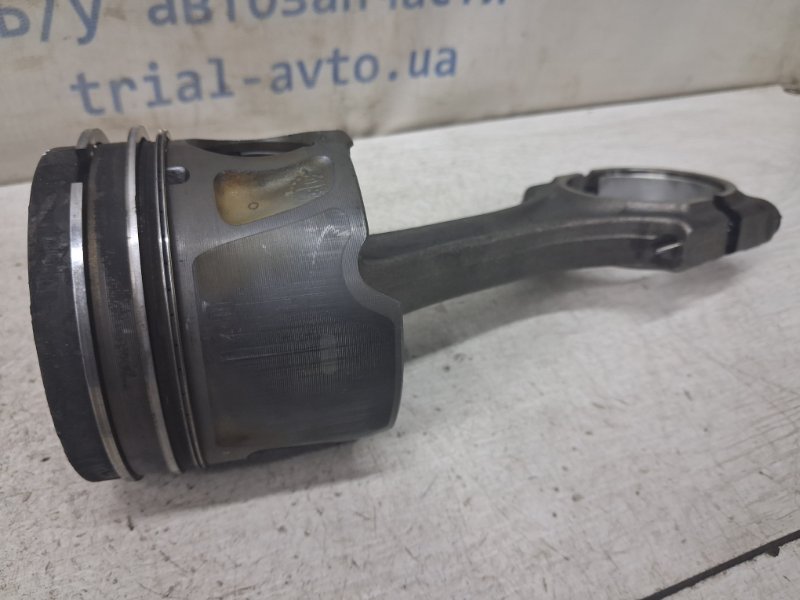 Поршень с шатуном Range Rover Evoque 2011-2018 L538 2.2 Diesel