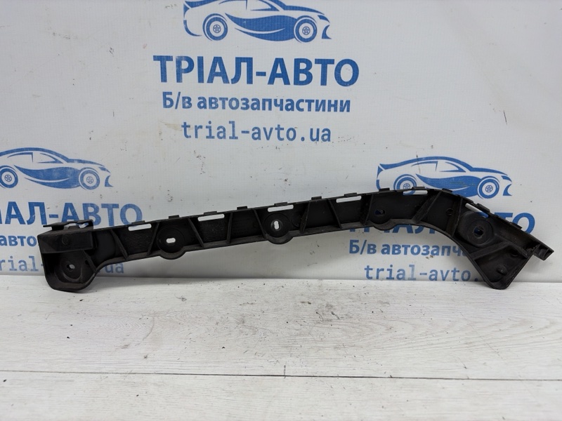 Запчасть кронштейн бампера задний правый Skoda Octavia 2013-2020 A7 1.6 Дизель CLHA 5E5807394 Б/У Кронштейн бампера задний правый Skoda Octavia 2013-2020 A7 1.6 Дизель CLHA 5E5807394 Б/У
