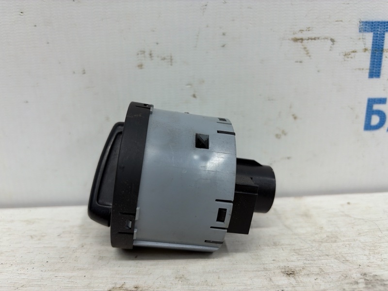 Корректор фар Octavia 2013-2020 A7 1.6 Дизель CLHA Корректор фар Octavia 2013-2020 A7 1.6 Дизель CLHA