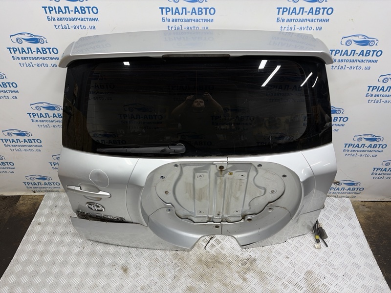 Крышка багажника RAV 4 2005-2016 A30 2.2 diesel 2ADFHV Крышка багажника RAV 4 2005-2016 A30 2.2 diesel 2ADFHV