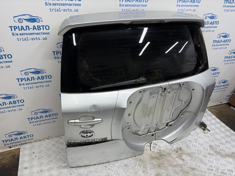 Крышка багажника RAV 4 2005-2016 A30 2.2 diesel 2ADFHV Крышка багажника RAV 4 2005-2016 A30 2.2 diesel 2ADFHV