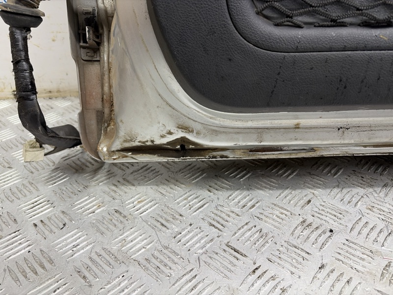 Крышка багажника RAV 4 2005-2016 A30 2.2 diesel 2ADFHV Крышка багажника RAV 4 2005-2016 A30 2.2 diesel 2ADFHV