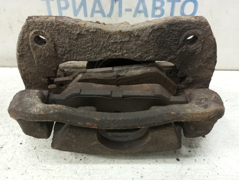Суппорт передний левый RAV 4 2005-2016 A30 2.2 diesel 2ADFHV Суппорт передний левый RAV 4 2005-2016 A30 2.2 diesel 2ADFHV