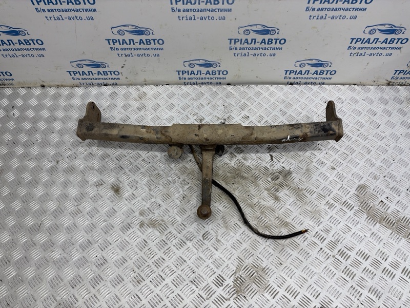 Фаркоп RAV 4 2005-2016 A30 2.2 diesel 2ADFHV Фаркоп RAV 4 2005-2016 A30 2.2 diesel 2ADFHV