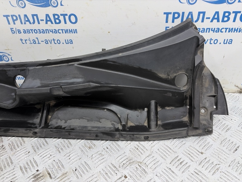 Дефлектор дворников Toyota RAV 4 A30 2.2 diesel 2ADFHV Дефлектор дворников Toyota RAV 4 A30 2.2 diesel 2ADFHV