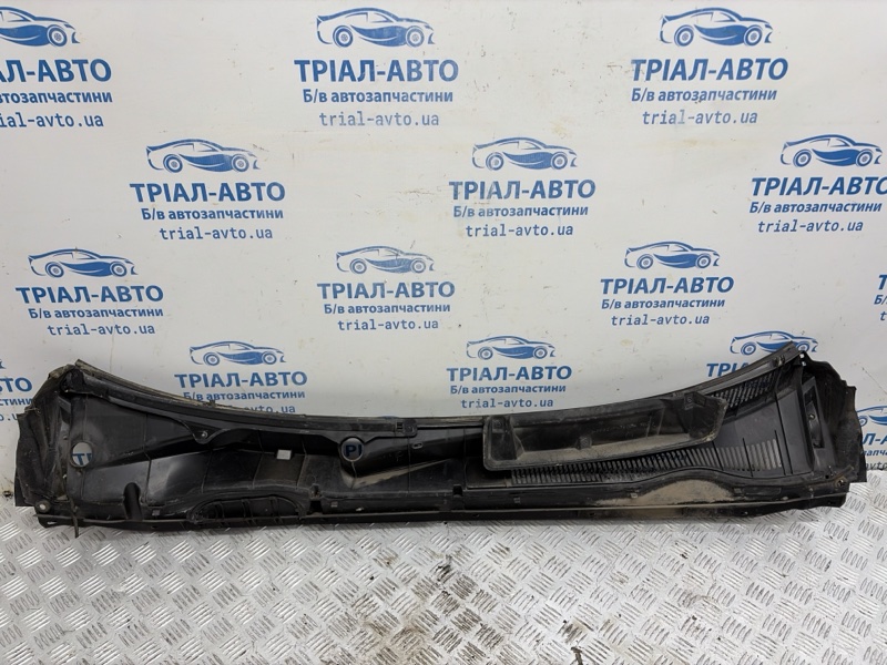 Дефлектор дворников RAV 4 2005-2016 A30 2.2 diesel 2ADFHV Дефлектор дворников RAV 4 2005-2016 A30 2.2 diesel 2ADFHV