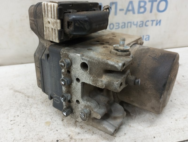 Блок abs RAV 4 2005-2016 A30 2.2 diesel 2ADFHV Блок abs RAV 4 2005-2016 A30 2.2 diesel 2ADFHV