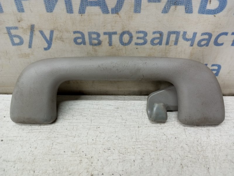 Запчасть ручка потолка Toyota RAV 4 2005-2016 A30 2.2 diesel 2ADFHV 7461052030B0 Б/У Ручка потолка Toyota RAV 4 2005-2016 A30 2.2 diesel 2ADFHV 7461052030B0 Б/У
