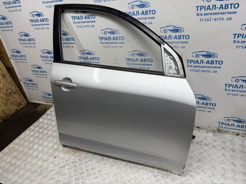Дверь передняя правая RAV 4 2005-2016 A30 2.2 diesel 2ADFHV Дверь передняя правая RAV 4 2005-2016 A30 2.2 diesel 2ADFHV