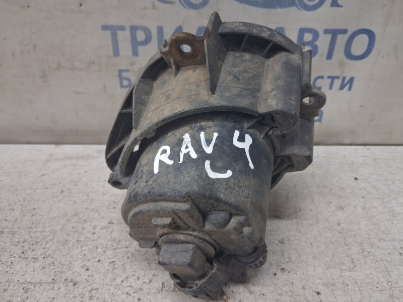 Фара противотуманная левая Toyota RAV 4 A30 2.2 diesel 2ADFHV Фара противотуманная левая Toyota RAV 4 A30 2.2 diesel 2ADFHV