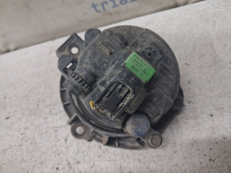 Фара противотуманная правая RAV 4 2005-2016 A30 2.2 diesel 2ADFHV Фара противотуманная правая RAV 4 2005-2016 A30 2.2 diesel 2ADFHV