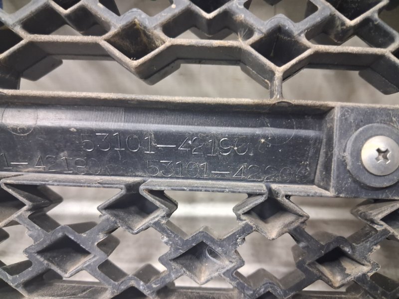 Решетка радиатора RAV 4 2005-2016 A30 2.2 diesel 2ADFHV Решетка радиатора RAV 4 2005-2016 A30 2.2 diesel 2ADFHV