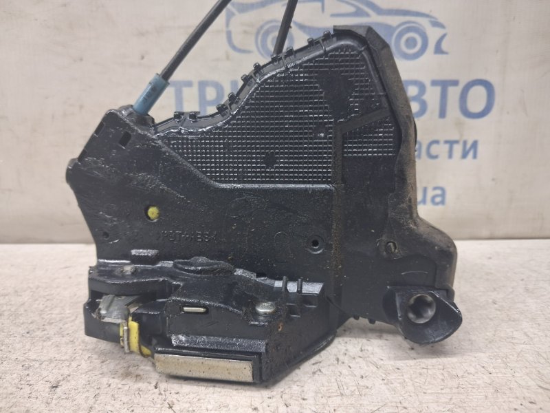 Запчасть замок двери передний левый Toyota RAV 4 2005-2016 A30 2.2 diesel 2ADFHV 6904042240 Б/У Замок двери передний левый Toyota RAV 4 2005-2016 A30 2.2 diesel 2ADFHV 6904042240 Б/У