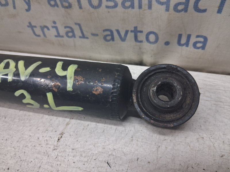 Амортизатор задний Toyota RAV 4 A30 2.2 diesel 2ADFHV Амортизатор задний Toyota RAV 4 A30 2.2 diesel 2ADFHV