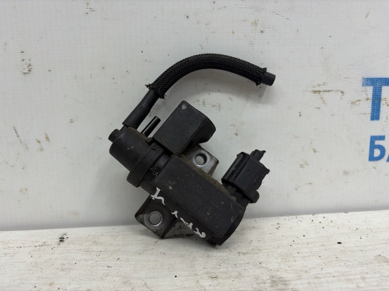 Запчасть клапан управления турбиной Toyota RAV 4 2005-2016 A30 2.2 diesel 2ADFHV ---------- Б/У Клапан управления турбиной Toyota RAV 4 2005-2016 A30 2.2 diesel 2ADFHV ---------- Б/У
