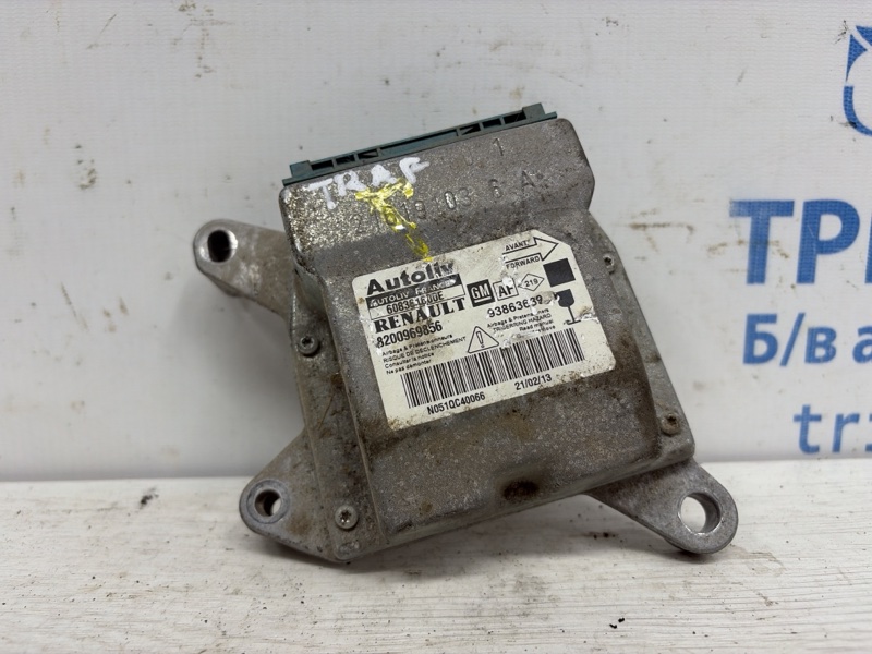Запчасть блок управления airbag Renault Trafic 2001-2014 FL M9R 8200969856 Б/У Блок управления AIRBAG Renault Trafic 2001-2014 FL M9R 8200969856 Б/У