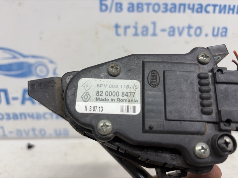 Датчик педали газа Trafic 2001-2014 FL M9R Датчик педали газа Trafic 2001-2014 FL M9R
