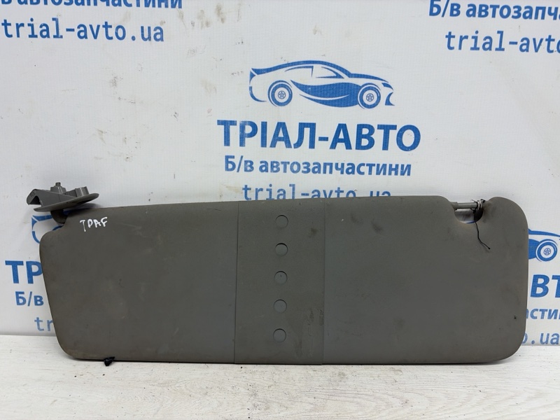 Запчасть козырек солнцезащитный левый Renault Trafic 2001-2014 FL M9R 7701477800 Б/У Козырек солнцезащитный левый Renault Trafic 2001-2014 FL M9R 7701477800 Б/У
