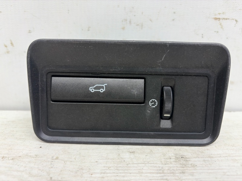 Кнопка открытия багажника Land Rover Range Rover Evoque 2011-2018 L538 2.2 Diesel BJ32-11654-BB Б/У
