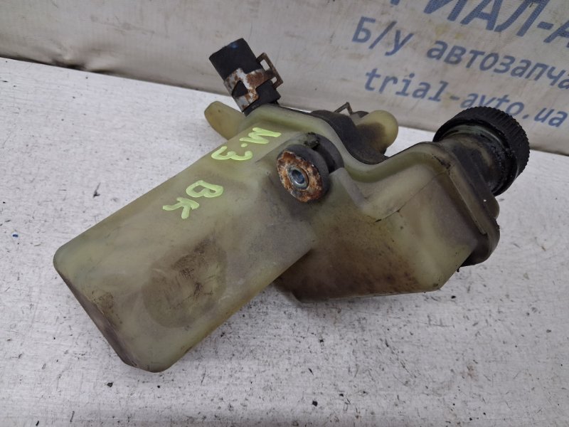 Бачок ГУР 3 2003-2009 BK 1.6 бензин Z6 Бачок ГУР 3 2003-2009 BK 1.6 бензин Z6