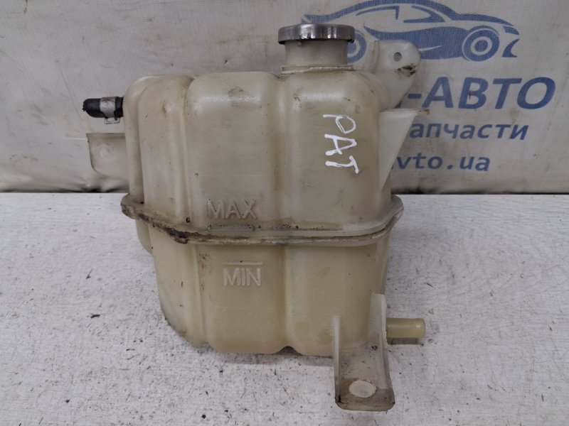 Бачок радиатора (расширительный) Nissan Pathfinder 2004-2014 R51 2.5 Diesel YD25DDTI 21710EC00A Б/У