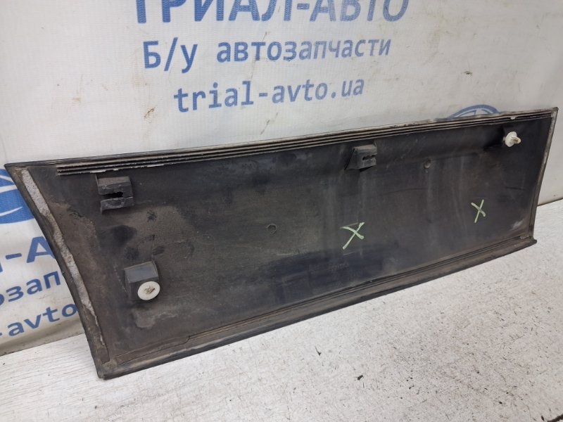 Накладка двери задняя левая Qashqai 2006-2013 J10 1.6 diesel R9M Накладка двери задняя левая Qashqai 2006-2013 J10 1.6 diesel R9M