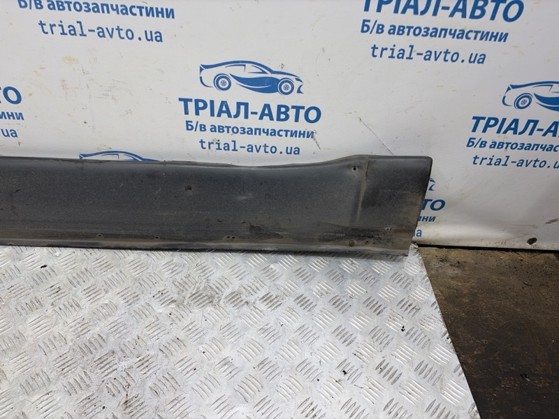 Накладка порога внешняя левая Pajero Wagon 2006-2022 4 3.2 Дизель 4M41