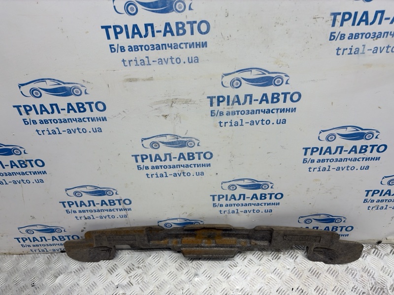 Абсорбер переднего бампера Sorento 2002-2011 BL 2.5 diesel D4CB Абсорбер переднего бампера Sorento 2002-2011 BL 2.5 diesel D4CB
