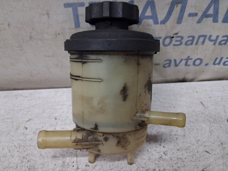 Запчасть бачок гур Kia Picanto 2003-2011 FL 1.1 5717607000 Б/У Бачок ГУР Kia Picanto 2003-2011 FL 1.1 5717607000 Б/У