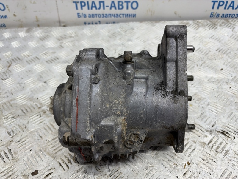 Раздаточная коробка Toyota RAV 4 A30 2.2 diesel 2ADFHV Раздаточная коробка Toyota RAV 4 A30 2.2 diesel 2ADFHV