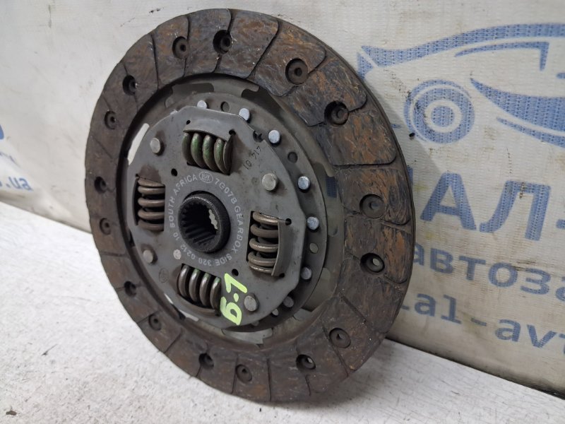 Диск сцепления Mitsubishi Lancer 9 1.6 бензин 4G18 Диск сцепления Mitsubishi Lancer 9 1.6 бензин 4G18