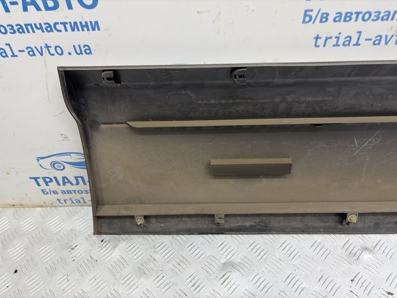 Накладка двери передняя левая Pajero Wagon 2006-2022 4 3.2 Дизель 4M41 Накладка двери передняя левая Pajero Wagon 2006-2022 4 3.2 Дизель 4M41