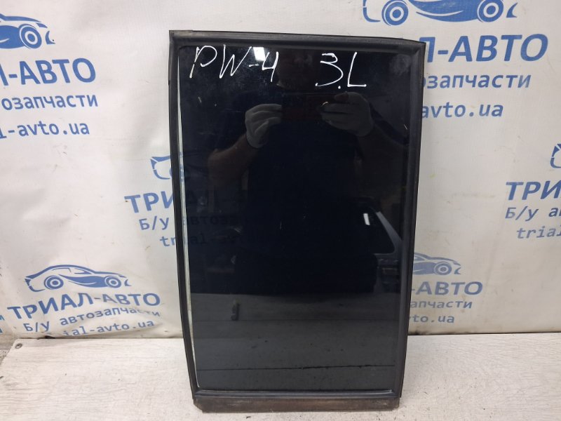 Стекло двери задней левой (форточка) Mitsubishi Pajero Wagon 2006-2022 4 3.2 Дизель 4M41 MR436985 Б/У
