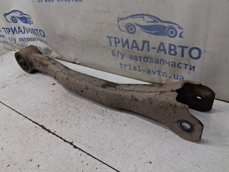 Рычаг задний продольный правый Pajero Wagon 2006-2022 4 3.2 Дизель 4M41