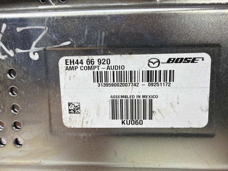 Усилитель Аудиосистемы CX 7 2006-2012 ER 2.2 дизель MZR-CD Усилитель Аудиосистемы CX 7 2006-2012 ER 2.2 дизель MZR-CD