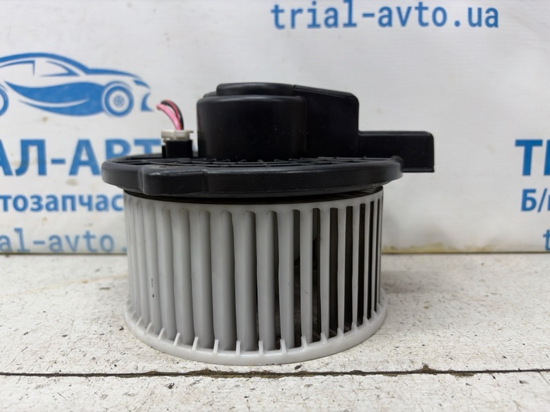 Запчасть вентилятор печки Mazda CX 7 2006-2012 ER 2.2 дизель MZR-CD G31A61B10 Б/У Вентилятор печки Mazda CX 7 2006-2012 ER 2.2 дизель MZR-CD G31A61B10 Б/У